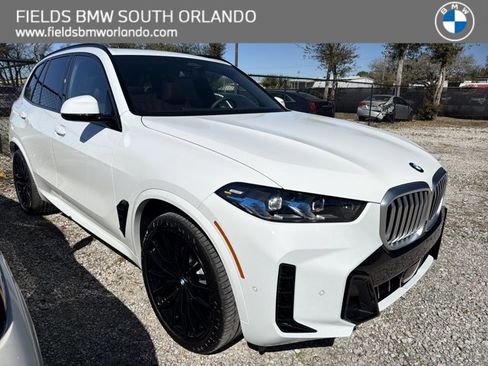 New 2026 BMW X5 xDrive40i w/ M Sport Package image 1