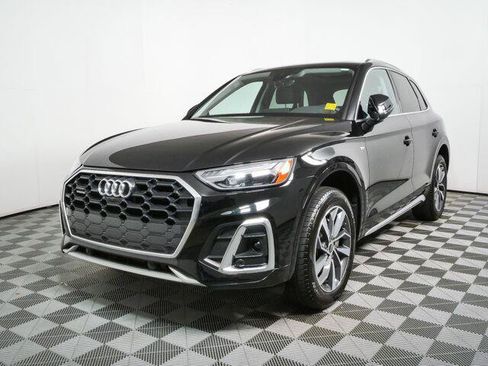 Used 2023 Audi Q5 2.0T Premium Plus w/ Premium Plus Package AWD/4WD image 32
