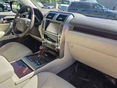 Used 2018 Lexus GX 460 Premium AWD/4WD image 11