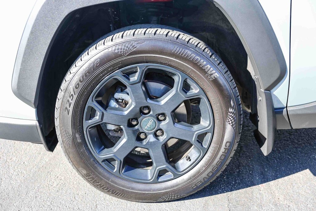 Certified 2020 Toyota RAV4 TRD Off-Road AWD/4WD image 30