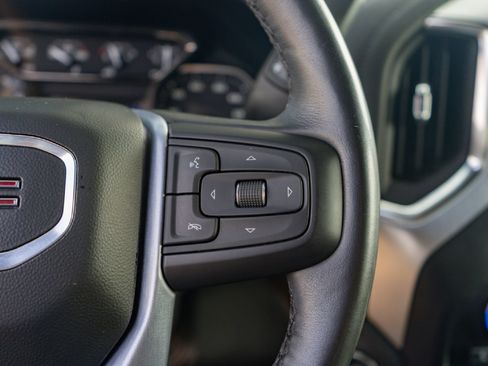 Used 2022 GMC Sierra 1500 SLT AWD/4WD image 12