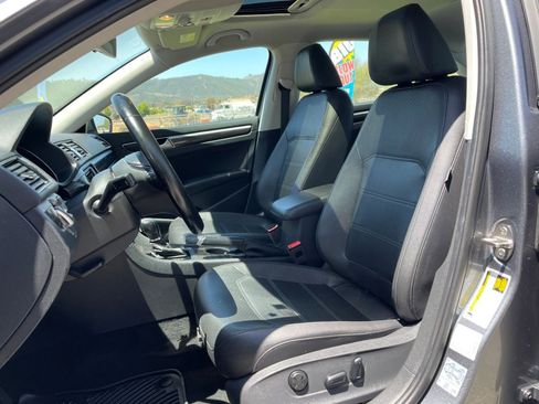 Used 2016 Volkswagen Passat 1.8T SE FWD image 15