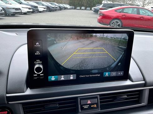 Used 2025 Honda Pilot EX-L image 13