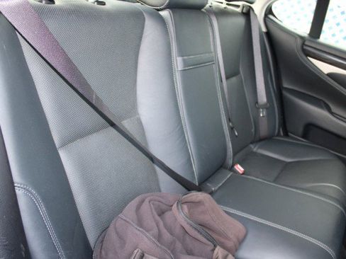 Used 2017 Lexus LS 460 image 14