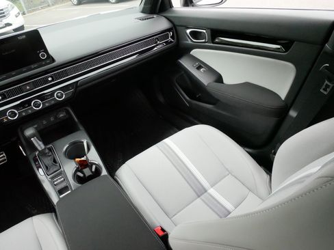 Used 2026 Honda Civic Sport image 11