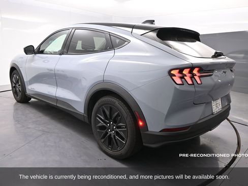Used 2025 Ford Mustang Mach-E Select w/ Comfort Package Lite image 3