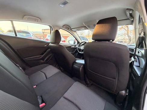 Used 2017 MAZDA MAZDA3 Sport image 24