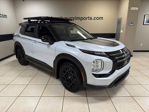 New 2026 Mitsubishi Outlander Trail Edition image 1