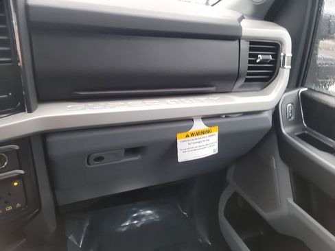 New 2026 Ford F250 XLT w/ XLT Premium Package image 41