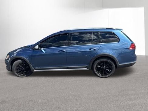 Used 2017 Volkswagen Golf Alltrack SE AWD/4WD image 5