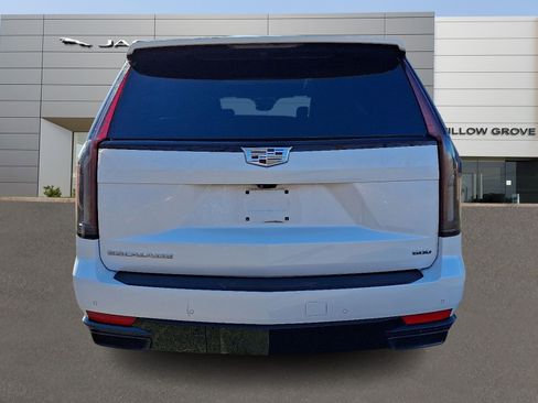 Used 2021 Cadillac Escalade Sport image 8