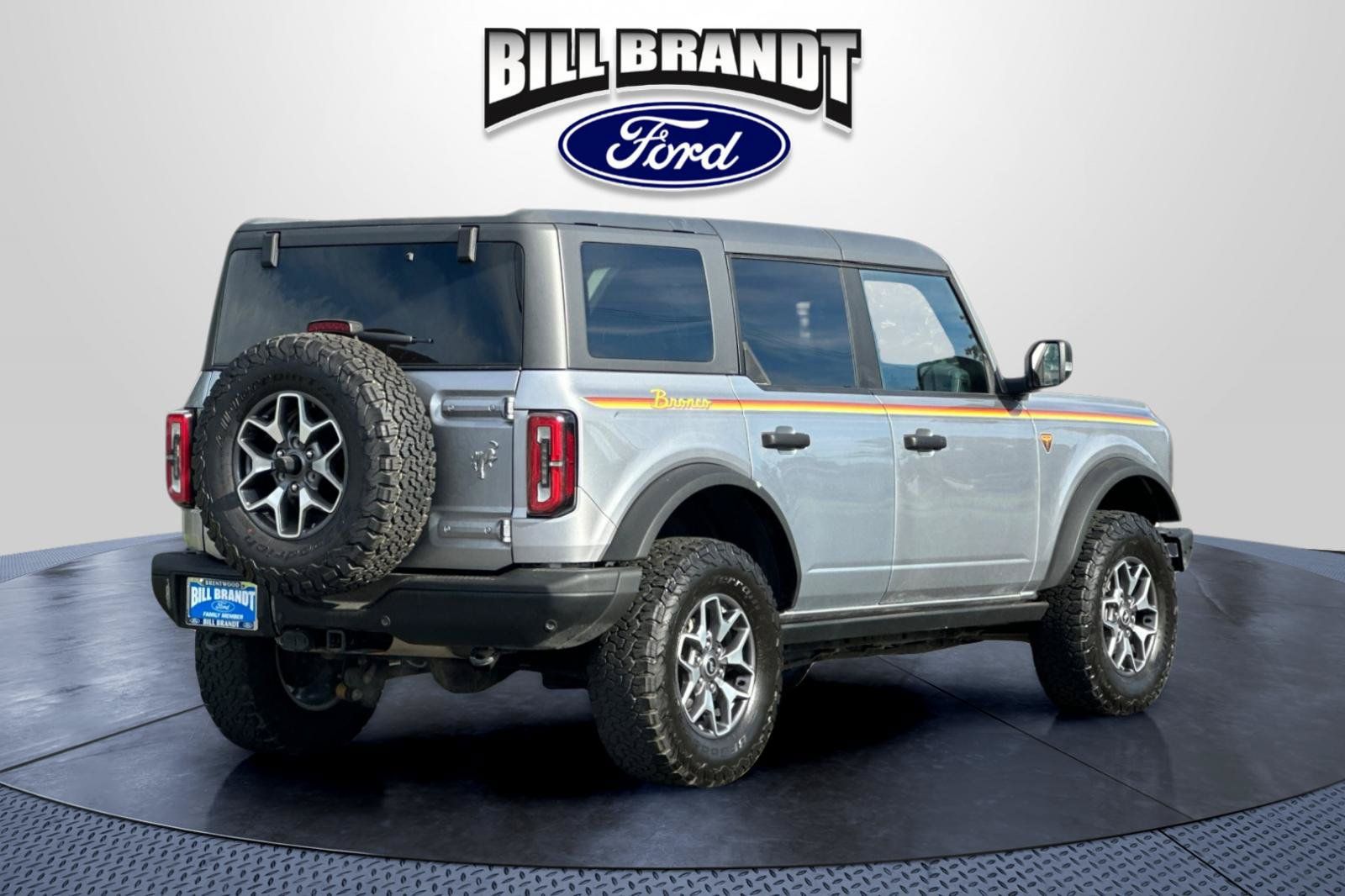Used 2024 Ford Bronco Badlands AWD/4WD image 3