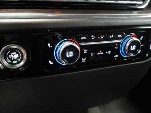 Used 2024 GMC Sierra 1500 SLT RWD image 45