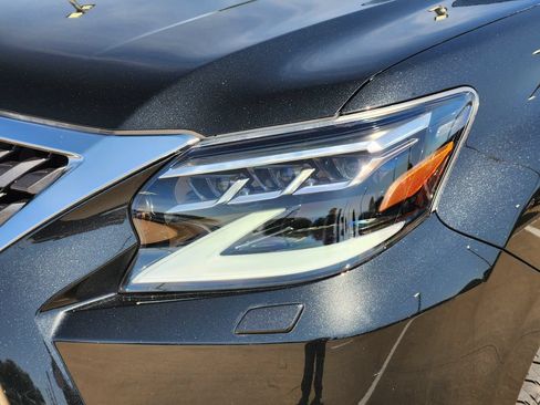 Certified 2023 Lexus GX 460 Premium AWD/4WD image 9