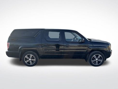 Used 2014 Honda Ridgeline Sport image 2