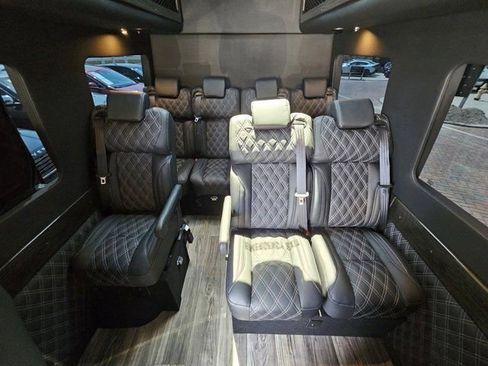 New 2024 Mercedes-Benz Sprinter 3500 image 38
