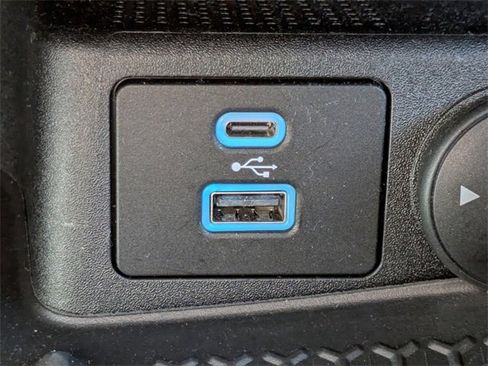 Certified 2022 Ford Bronco Sport Outer Banks w/ Tech Package image 20