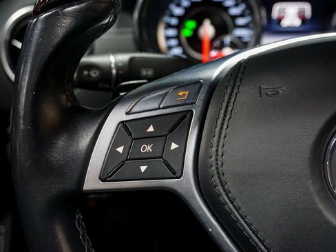 Used 2014 Mercedes-Benz SL 63 AMG image 66