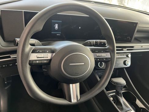 Used 2025 Hyundai Tucson SEL image 30