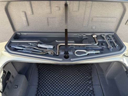 Used 2003 BMW M5 RWD image 47