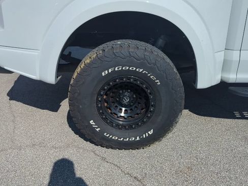 Used 2018 Ford F150 Raptor w/ Equipment Group 802A Luxury AWD/4WD image 12