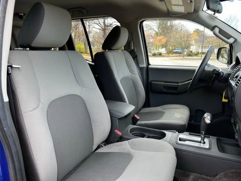 Used 2013 Nissan Xterra X AWD/4WD image 25