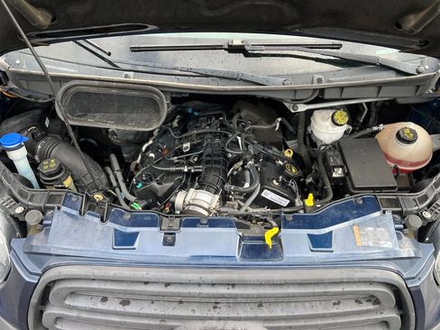 Used 2017 Ford Transit 350 XL image 9