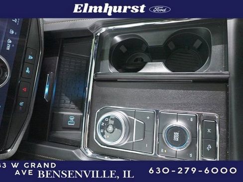 Used 2024 Ford Expedition Platinum image 20