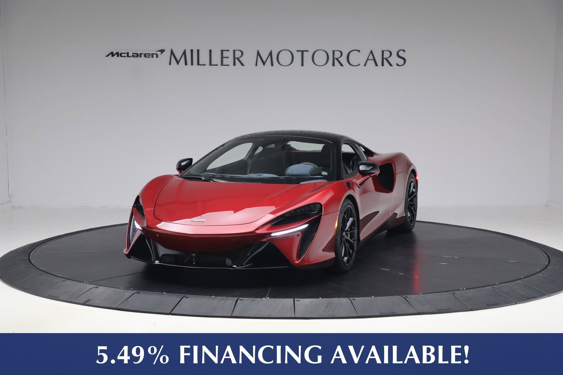 Used 2023 McLaren Artura RWD image 1