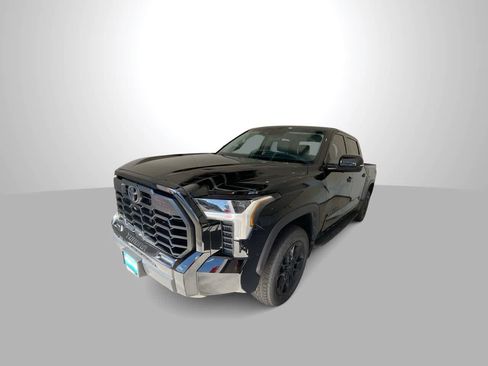 Used 2024 Toyota Tundra Limited w/ TRD Off-Road Package AWD/4WD image 4