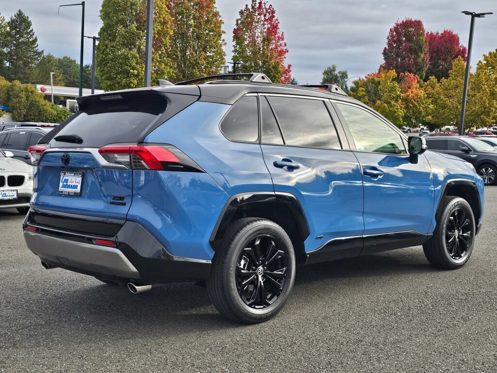 Used 2024 Toyota RAV4 XSE w/ Advanced Technology Package AWD/4WD image 5