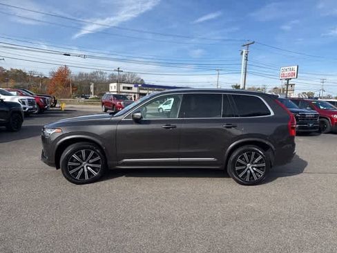 Used 2023 Volvo XC90 B6 Plus w/ Protection Package image 4
