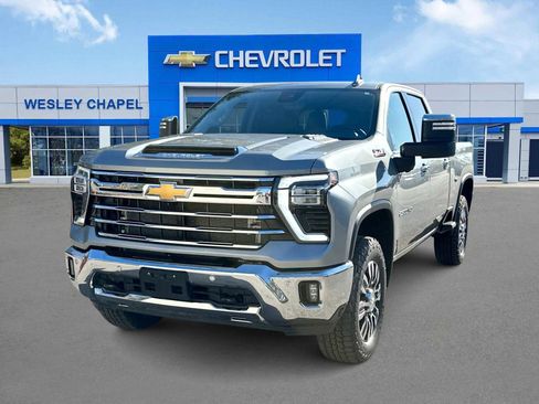 Used 2024 Chevrolet Silverado 2500 LTZ w/ LTZ Premium Package image 1