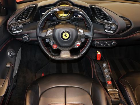 Certified 2017 Ferrari 488 Spider RWD image 6