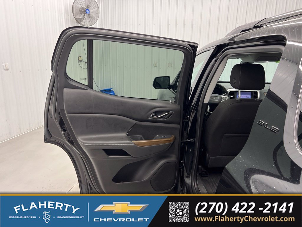 Used 2023 GMC Acadia SLE w/ Driver Convenience Package AWD/4WD image 10