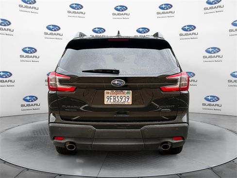 Used 2023 Subaru Ascent Onyx Edition image 5