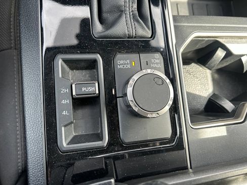 Used 2024 Toyota Tundra SR5 AWD/4WD image 27