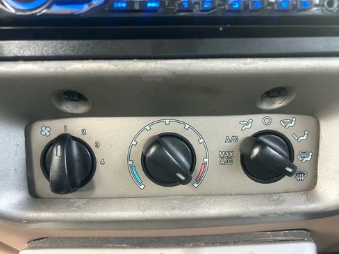 Used 2001 Ford Explorer Sport image 15