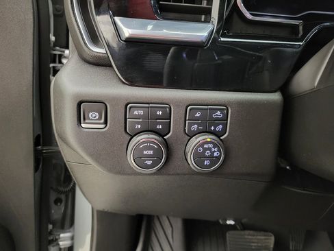 Certified 2024 Chevrolet Silverado 1500 LTZ image 36