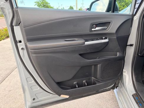 Used 2026 Toyota Sienna XLE Woodland Edition AWD/4WD image 11