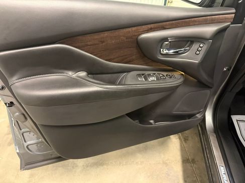 Used 2019 Nissan Murano Platinum w/ Cargo Package AWD/4WD image 23