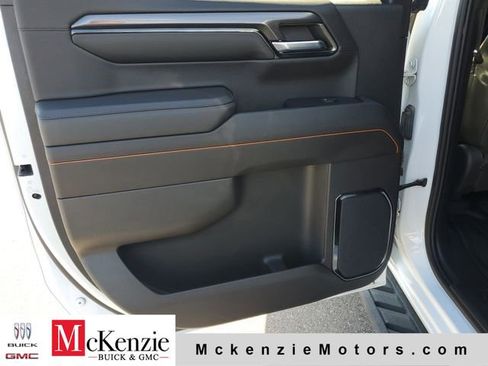 Used 2023 GMC Sierra 1500 AT4 w/ AT4 Premium Package AWD/4WD image 23