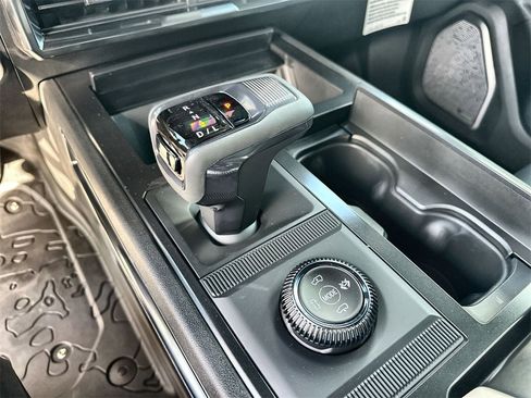 New 2026 GMC Hummer EV SUV image 26