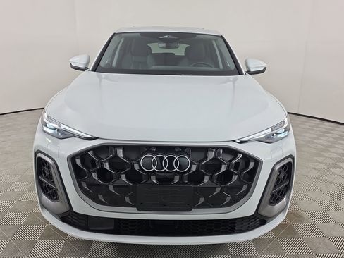Certified 2025 Audi Q5 Premium Plus w/ Premium Plus AWD/4WD image 2