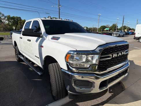 Used 2021 RAM 2500 Tradesman w/ Chrome Appearance Group image 2
