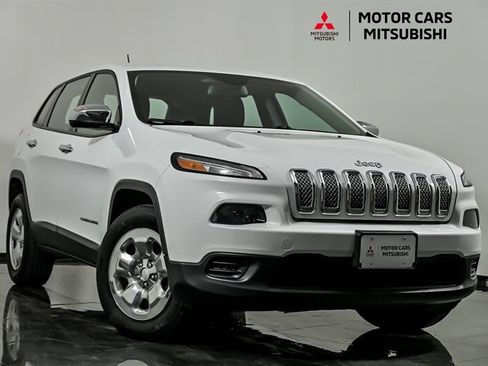 Used 2015 Jeep Cherokee Sport w/ Cold Weather Group AWD/4WD image 1