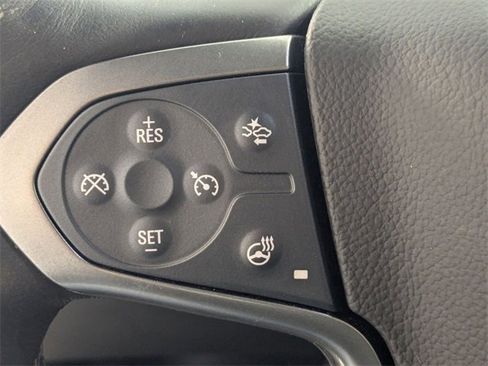 Used 2017 Chevrolet Suburban Premier image 17