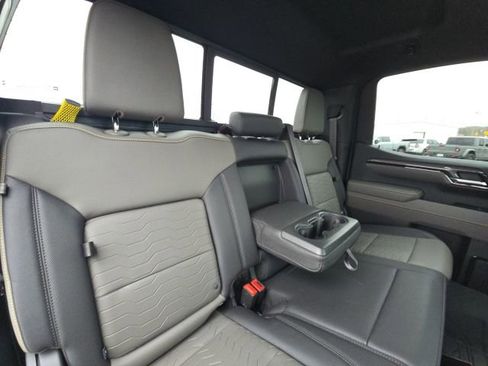 Used 2024 Chevrolet Silverado 1500 ZR2 w/ Technology Package image 16