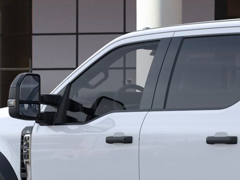 New 2026 Ford F450 XL w/ XL Chrome Package RWD image 20