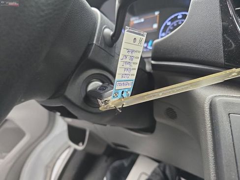 Used 2023 Ford Transit 350 XLT image 30